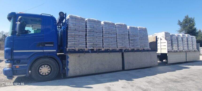 🌿 Z natury dla Ciebie – pellet sosnowy!